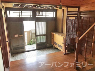 【玄関】 | 近江八幡市末広町　中古戸建