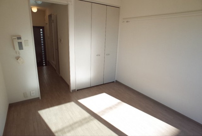 【寝室】 | アイズヴィラ岡本