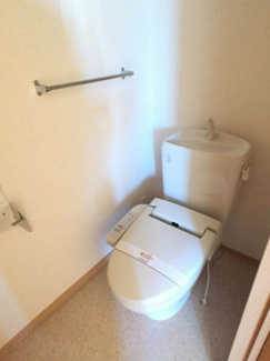 【トイレ】 | プロムナードさくら　C | 清潔感のあるトイレです