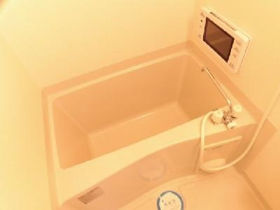 アークリード西院の浴室|浴室乾燥機能・ＴＶ付バス
