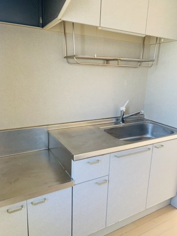 ディアス中津川　C のキッチン