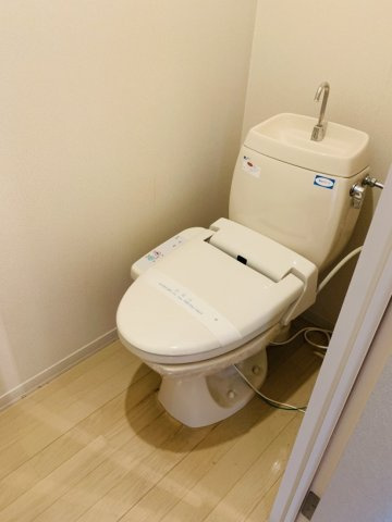 ディアス中津川　C のトイレ