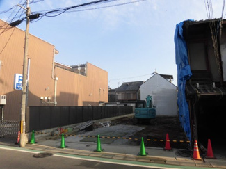【外観】 | 外観別角度、解体作業中