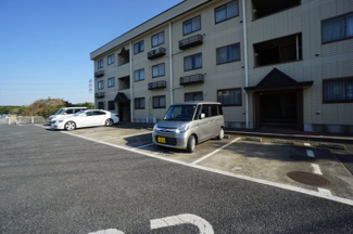 【駐車場】