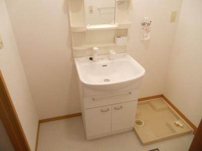 トゥー・ル・モンド京都五条の洗面所|洗面脱衣所