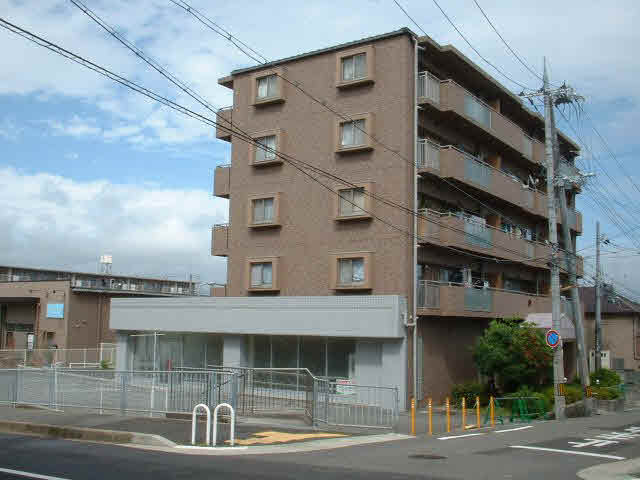 神戸市西区王塚台５丁目の店舗一部の外観