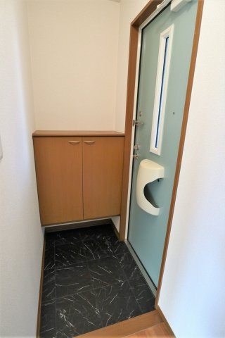 ジュネスⅣの玄関