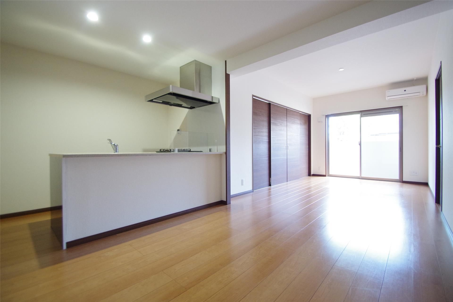 クロノス33沼山津の居間・リビング