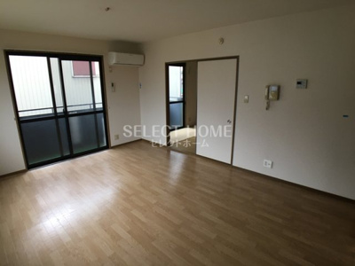 【居間・リビング】 | マノウールＳＡＫＡＥ | ゆったりとしたリビングです