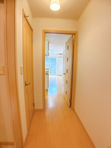 フォーリスト清水の内装