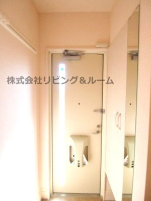 【玄関】 | レイクビュー・みなみ