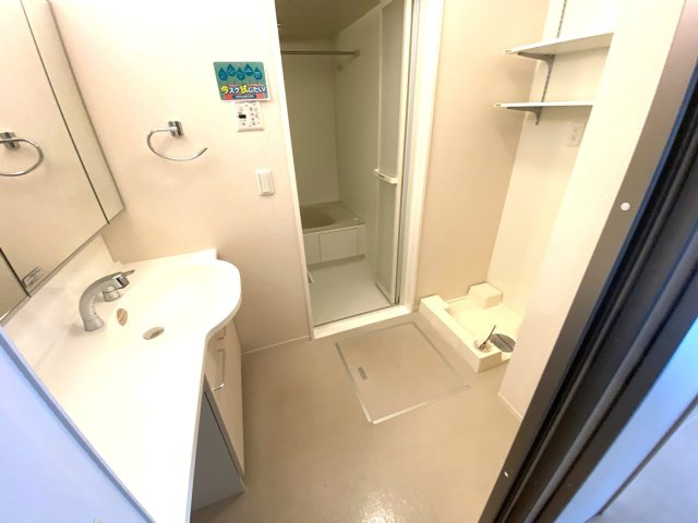 カーサアリエッタA・B・C　C棟の洗面所
