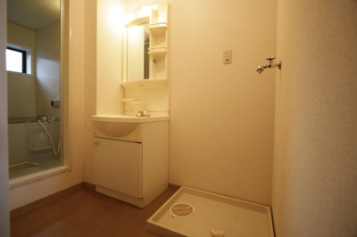 【洗面所】 | アルカディアＡ棟 | 忙しい朝には欠かせない洗面所です