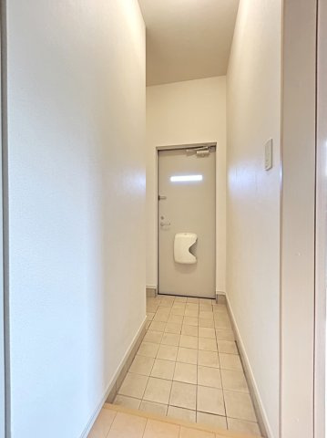 プリムヴェール大館の玄関