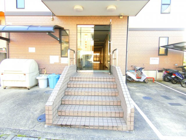 ヒルズ深阪南のエントランス