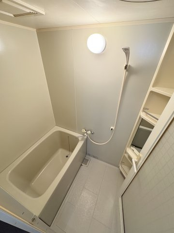 昭島コートエレガンスCの浴室