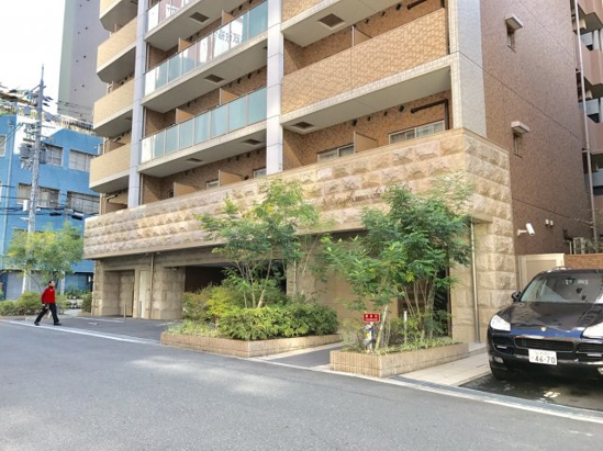 【エントランス】