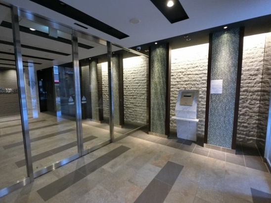 【エントランス】