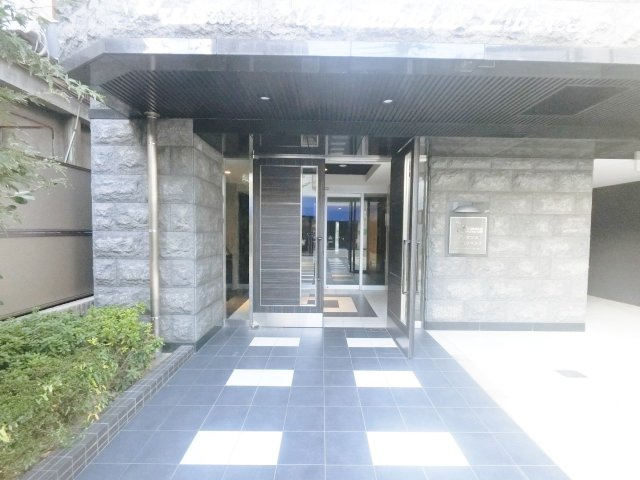 【エントランス】