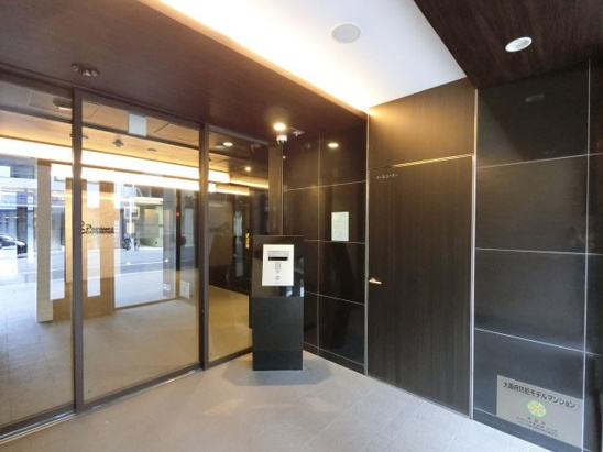 【エントランス】