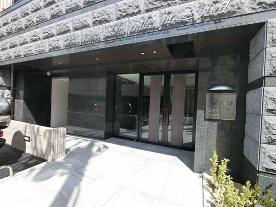 【エントランス】