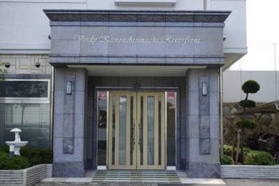 【エントランス】 | ヴェルディ観音新町リバーフロント | ヴェルディ観音新町リバーフロント　高級感のあるエントランス