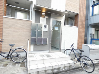 【エントランス】 | ヴィサージュ新栄