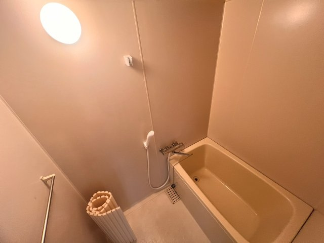 メゾン緑ケ丘の浴室|きれいなお風呂です