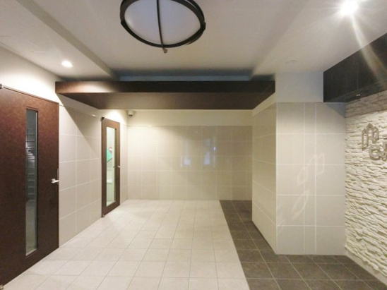 【エントランス】