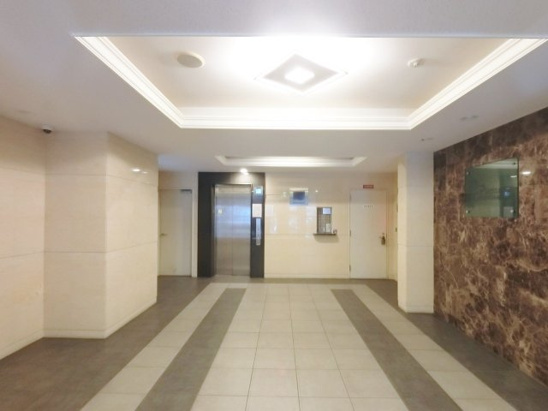 【エントランス】