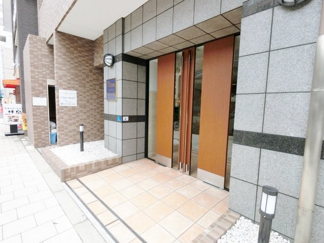 【エントランス】