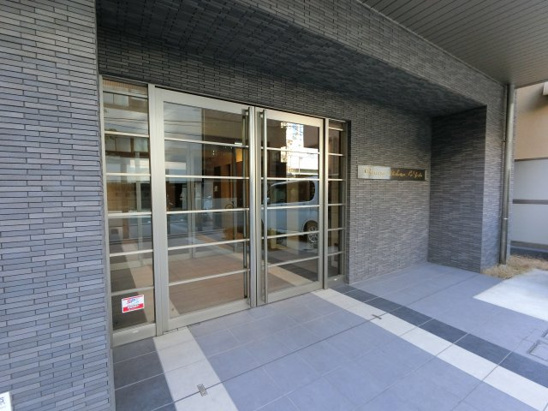 【エントランス】