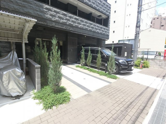 【エントランス】