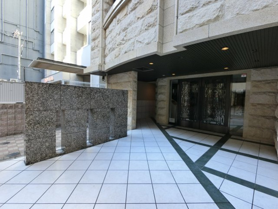 【エントランス】