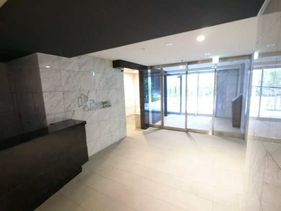 【エントランス】