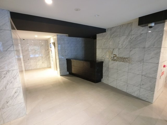 【エントランス】