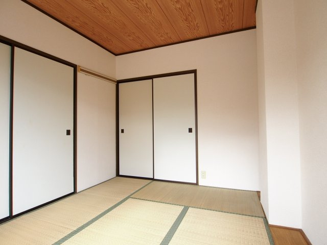【寝室】 | ハイツみやび