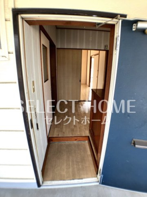 【玄関】 | コーポいわお | きれいな玄関です