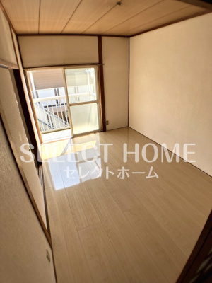 【居間・リビング】 | コーポいわお | ゆったりとしたリビングです