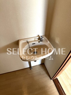 【独立洗面台】 | コーポいわお | 独立洗面化粧台が付いています