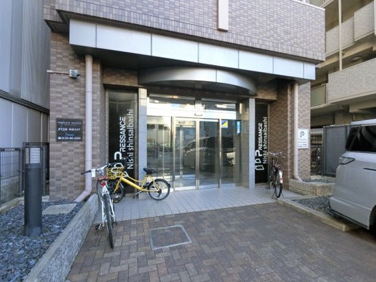 【エントランス】