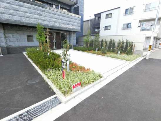 【エントランス】