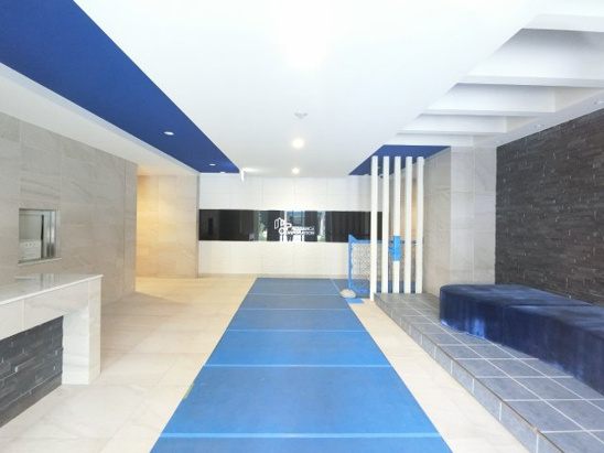 【エントランス】