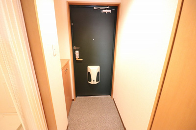 【玄関】 | メゾンバイタルA棟