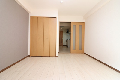 【洋室】 | メゾンバイタルA棟