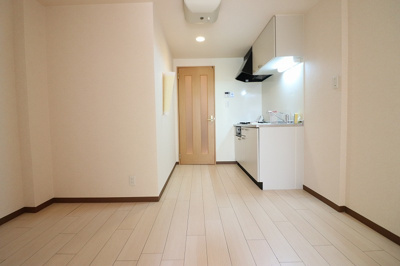 【居間・リビング】 | メゾンバイタルA棟