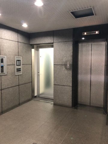 大和ビル（ヤマトビル）のロビー