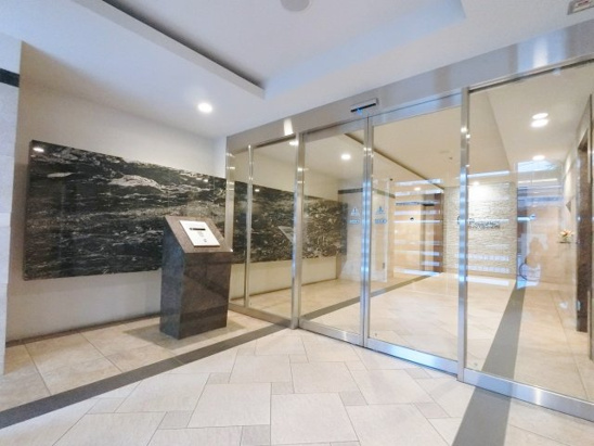 【エントランス】