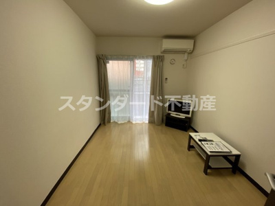 【居間・リビング】 | レオネクストアブリール天満