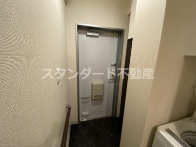 【玄関】 | レオネクストアブリール天満
